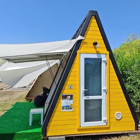 Pura Vida Vama Veche