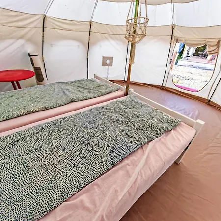 Pura Vida Camping Vama Veche