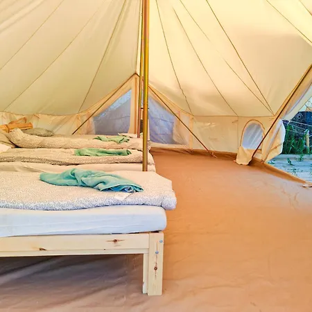 Pura Vida Camping