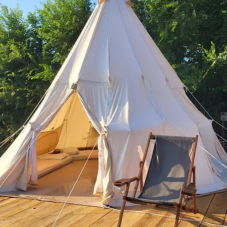 Kemping Pura Vida Vama Veche